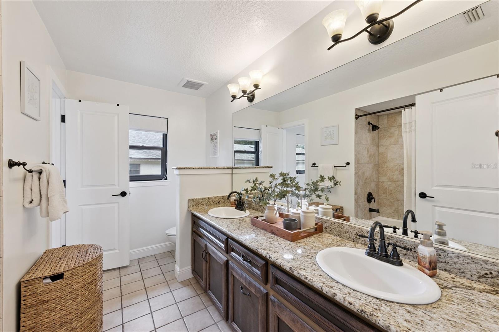 LAKE WAUNATTA WOODS - Residential