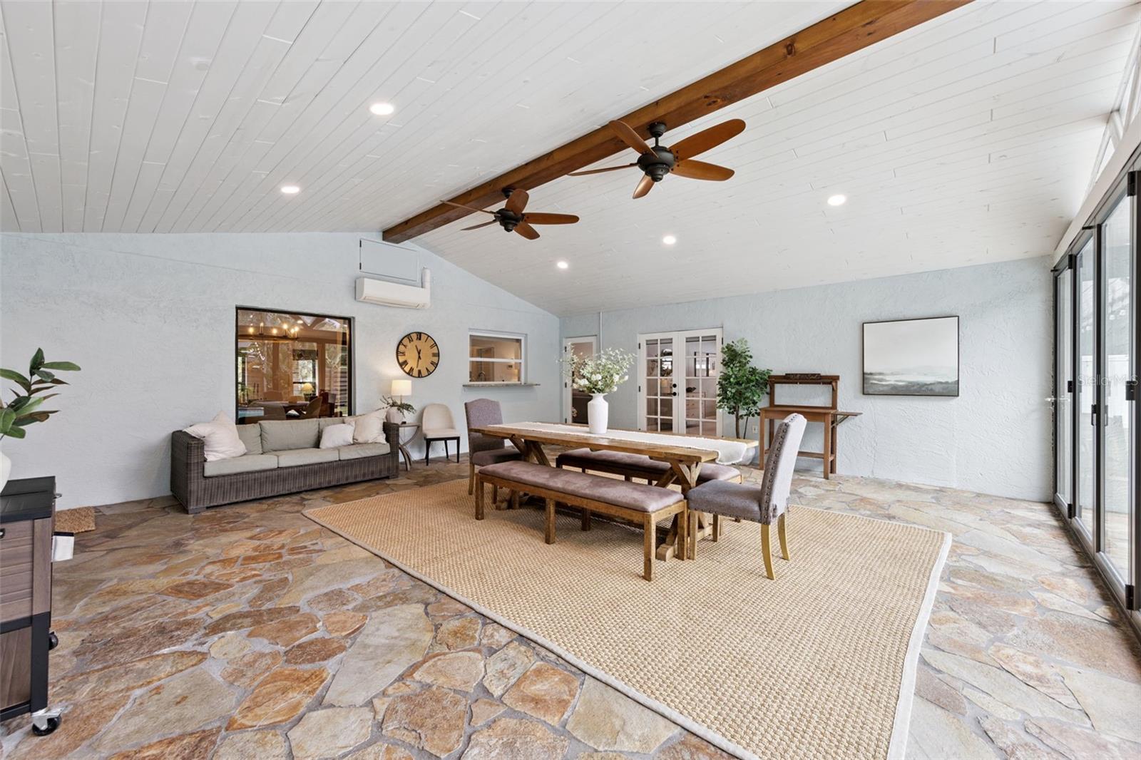 LAKE WAUNATTA WOODS - Residential