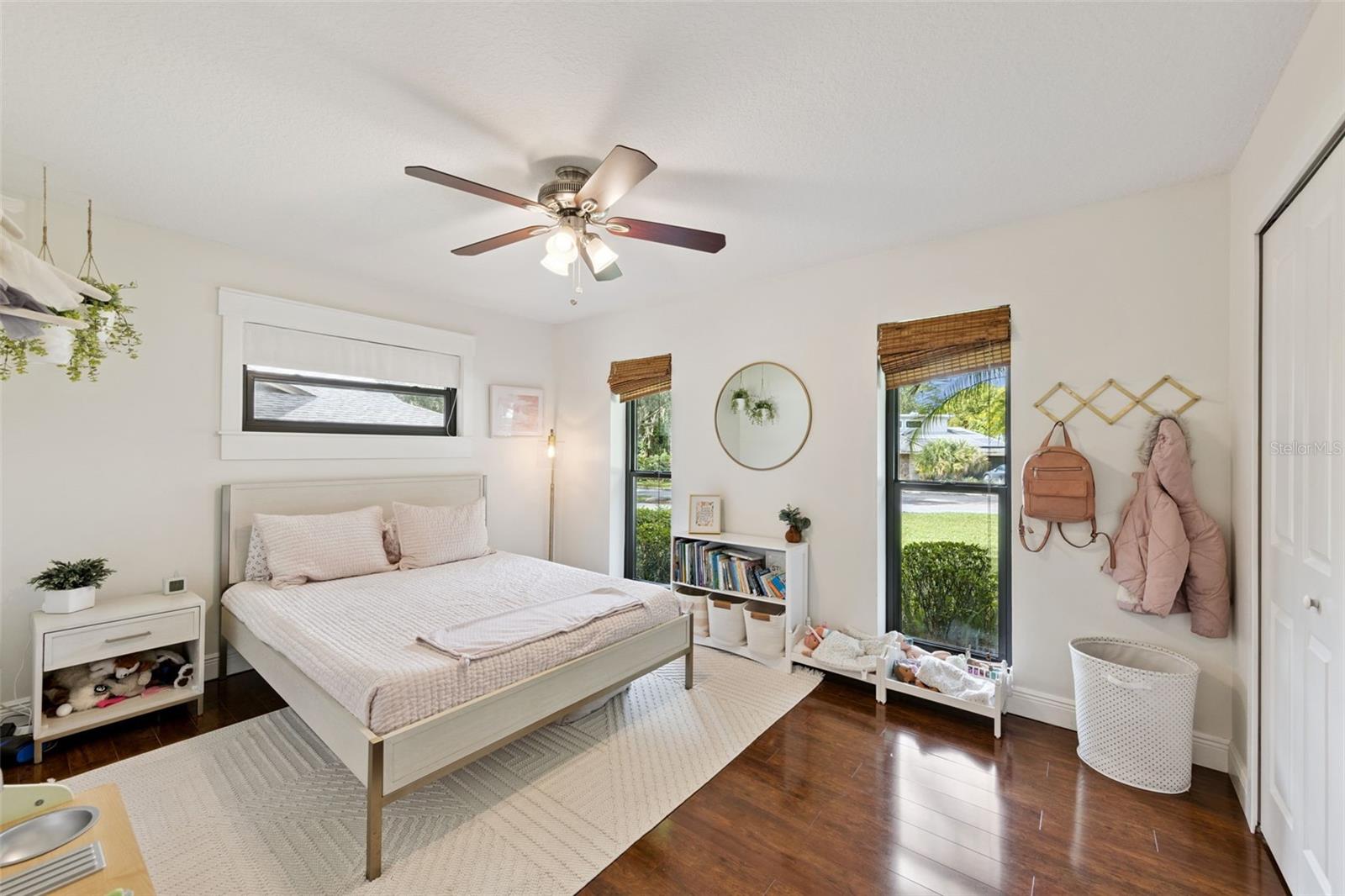 LAKE WAUNATTA WOODS - Residential