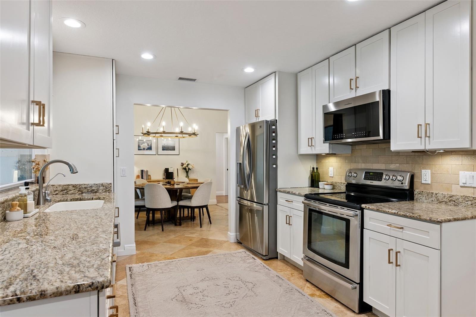 LAKE WAUNATTA WOODS - Residential