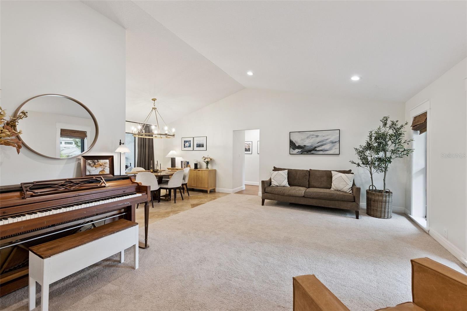 LAKE WAUNATTA WOODS - Residential