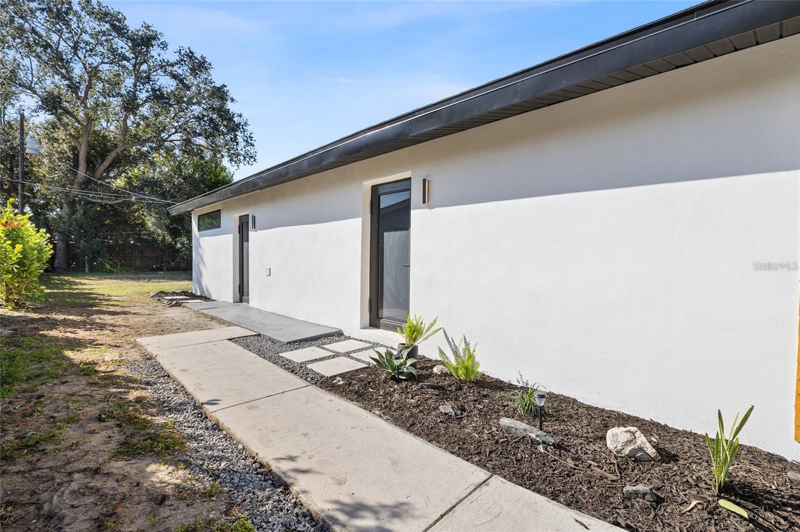 GANDY GARDENS 2 - Residential Lease