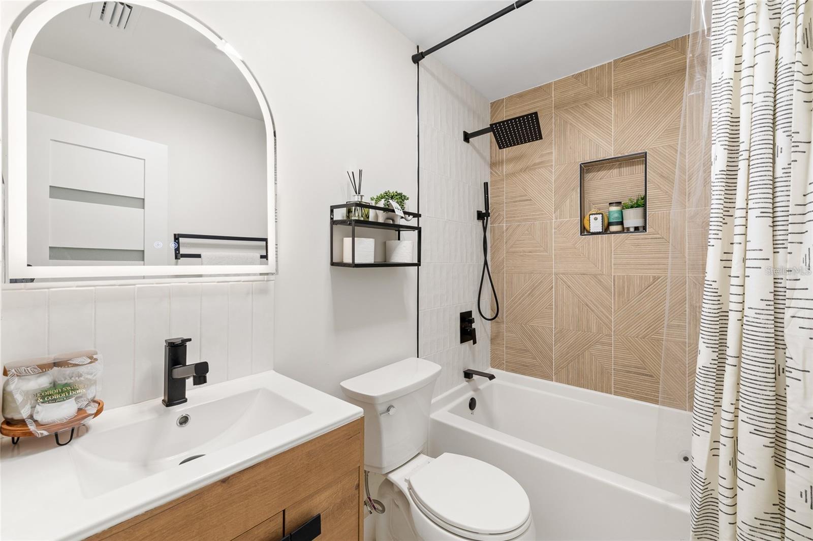 GANDY GARDENS 2 - Residential Lease