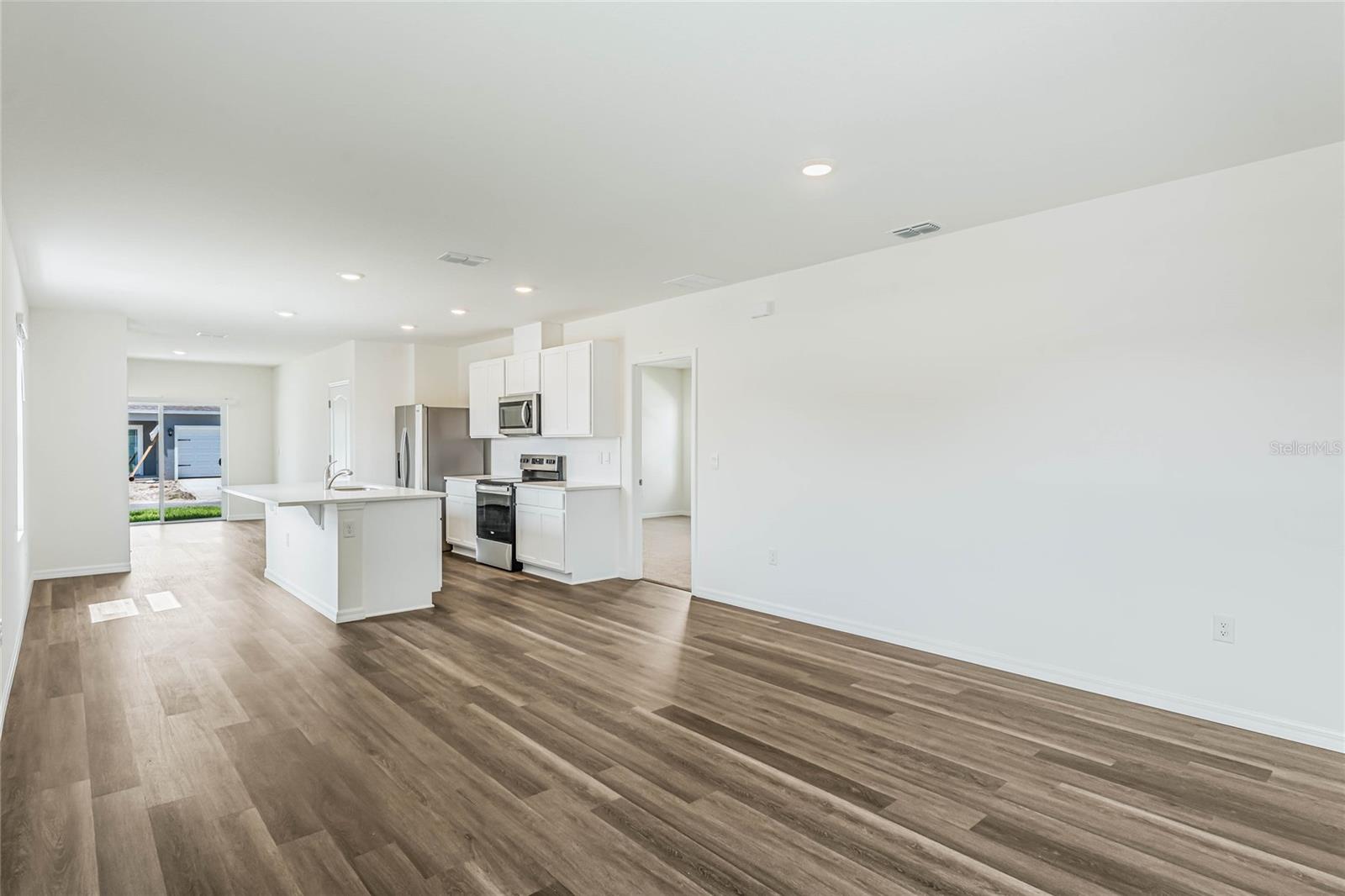 5190 CLUSIA DRIVE