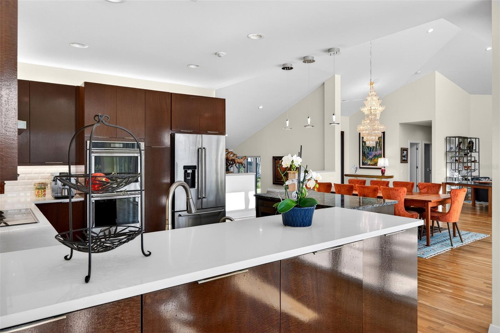 BAY ISLES - Residential