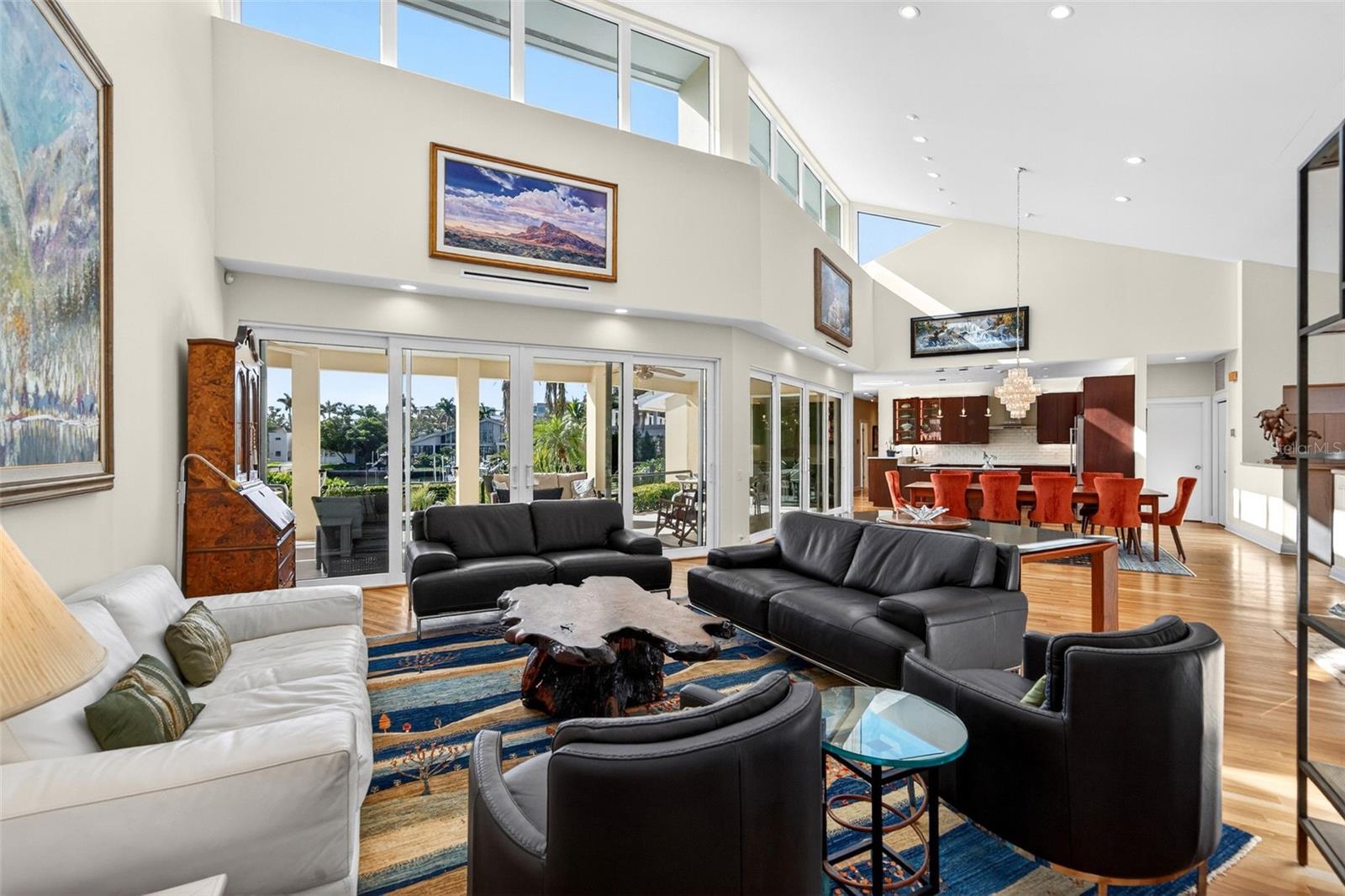 BAY ISLES - Residential