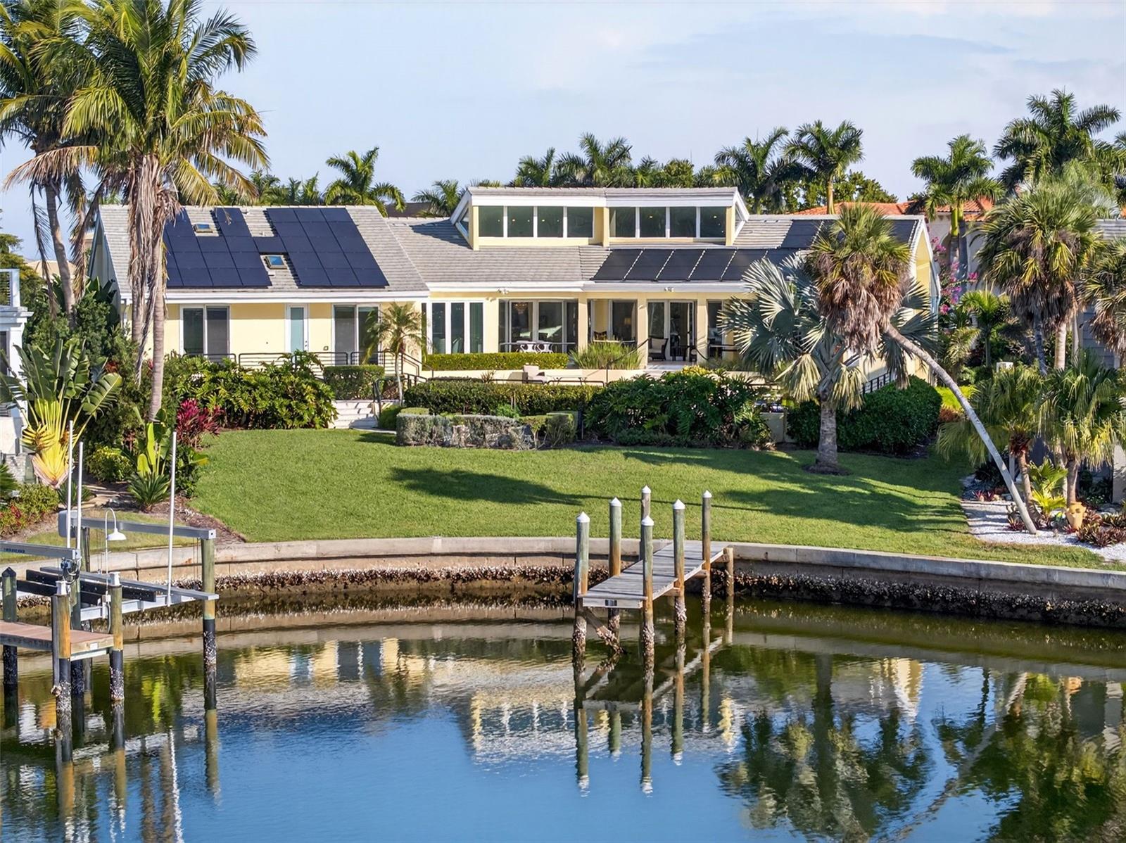 1571 HARBOR CAY LANE, LONGBOAT KEY, FL, 34228 1 1571 HARBOR CAY LANE