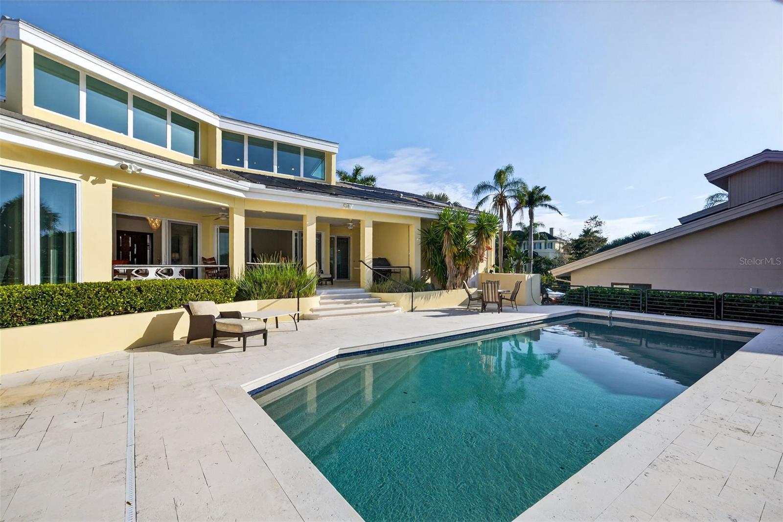 BAY ISLES - Residential