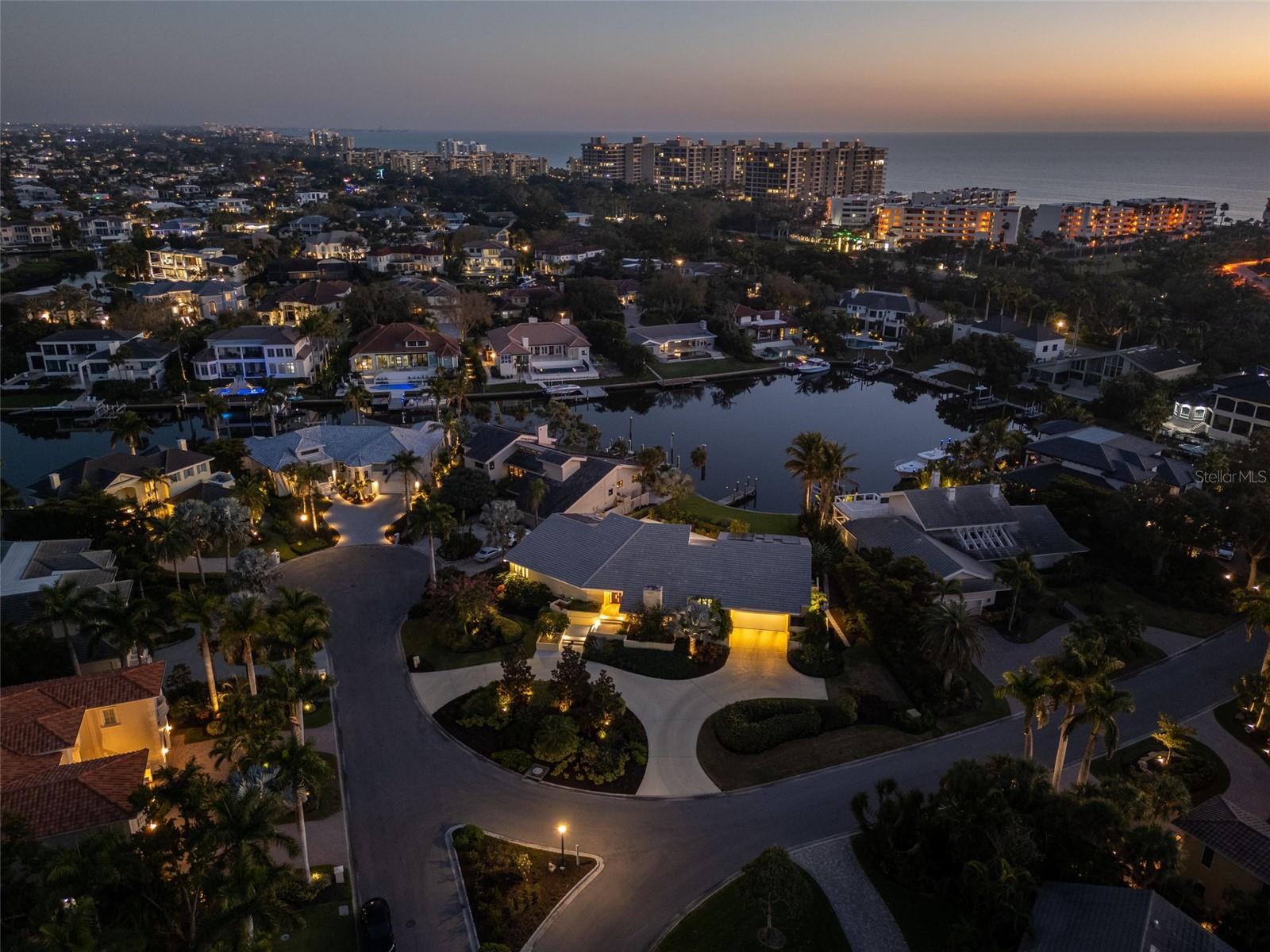 BAY ISLES - Residential