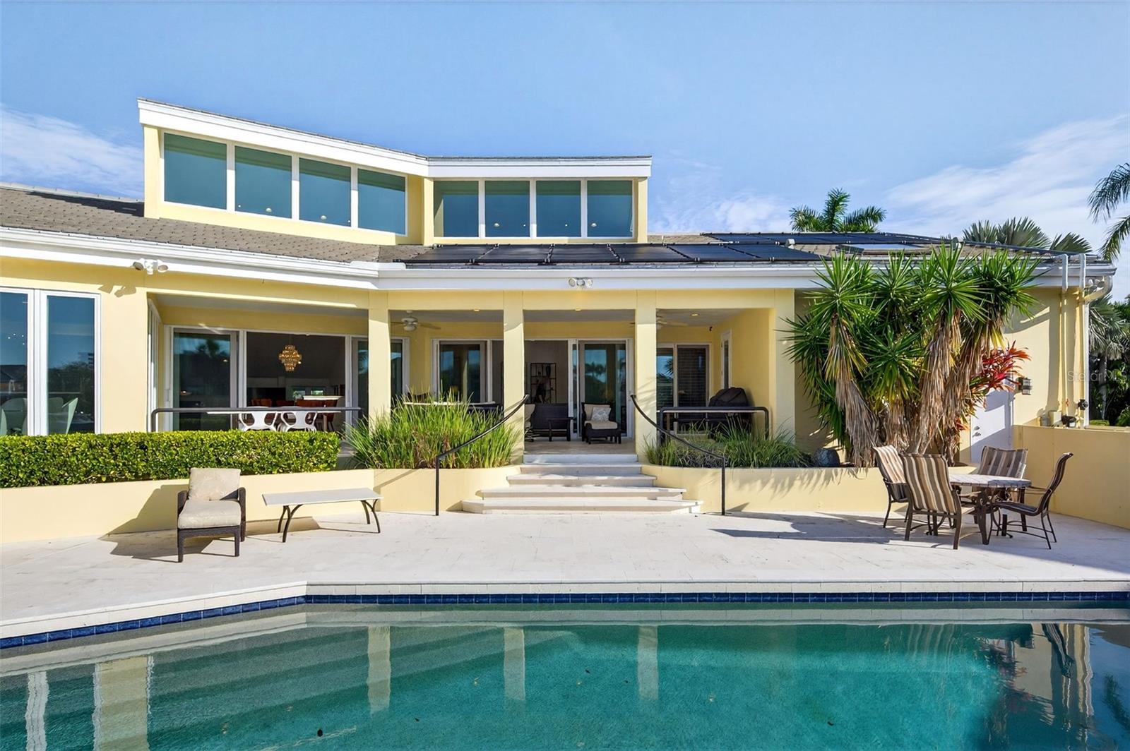 BAY ISLES - Residential