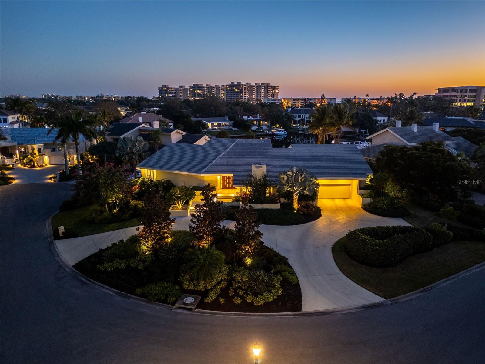 BAY ISLES - Residential