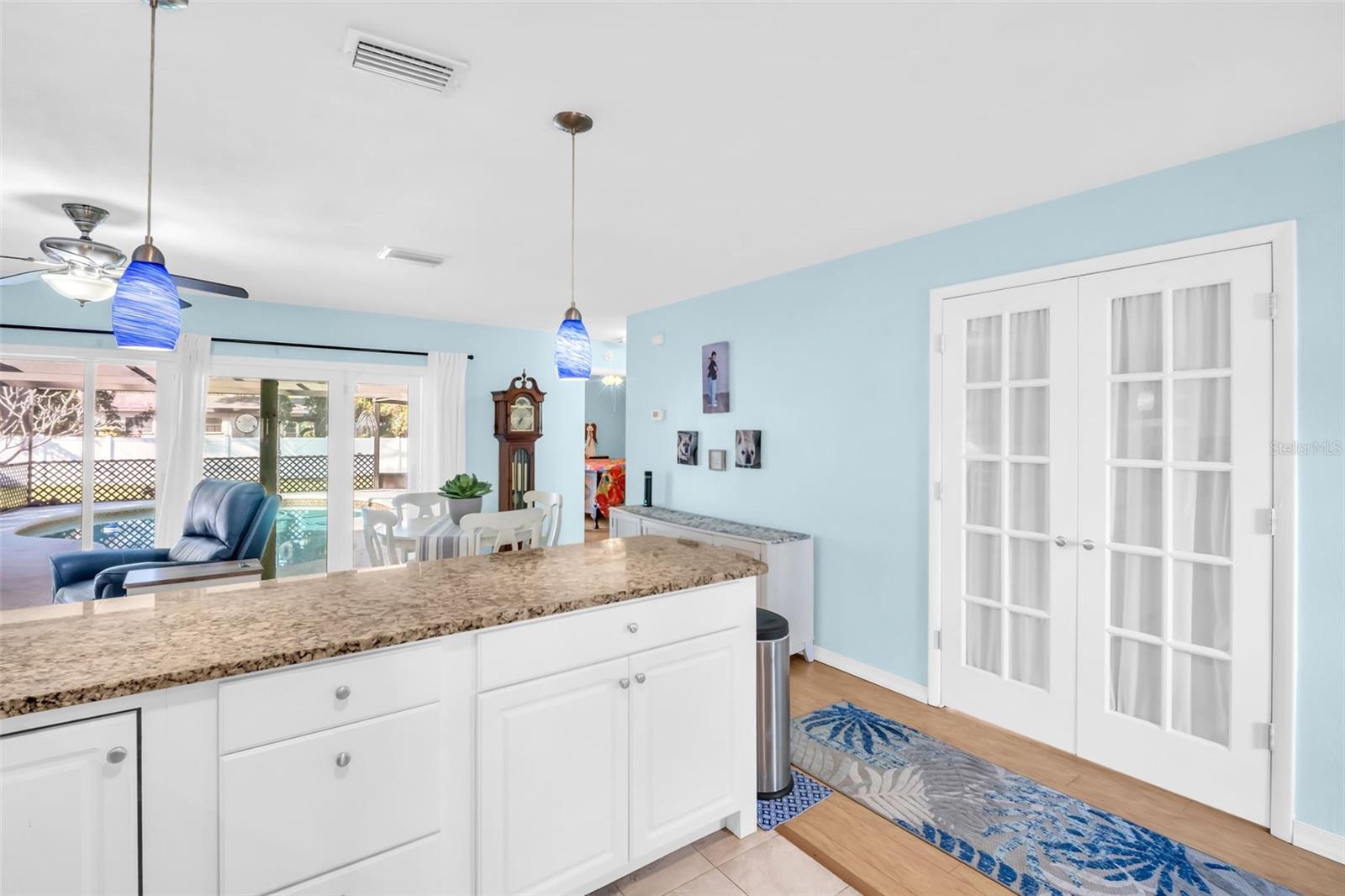 DAWNEE BROOK - Residential