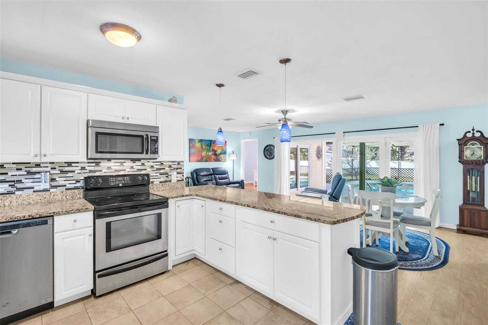 DAWNEE BROOK - Residential