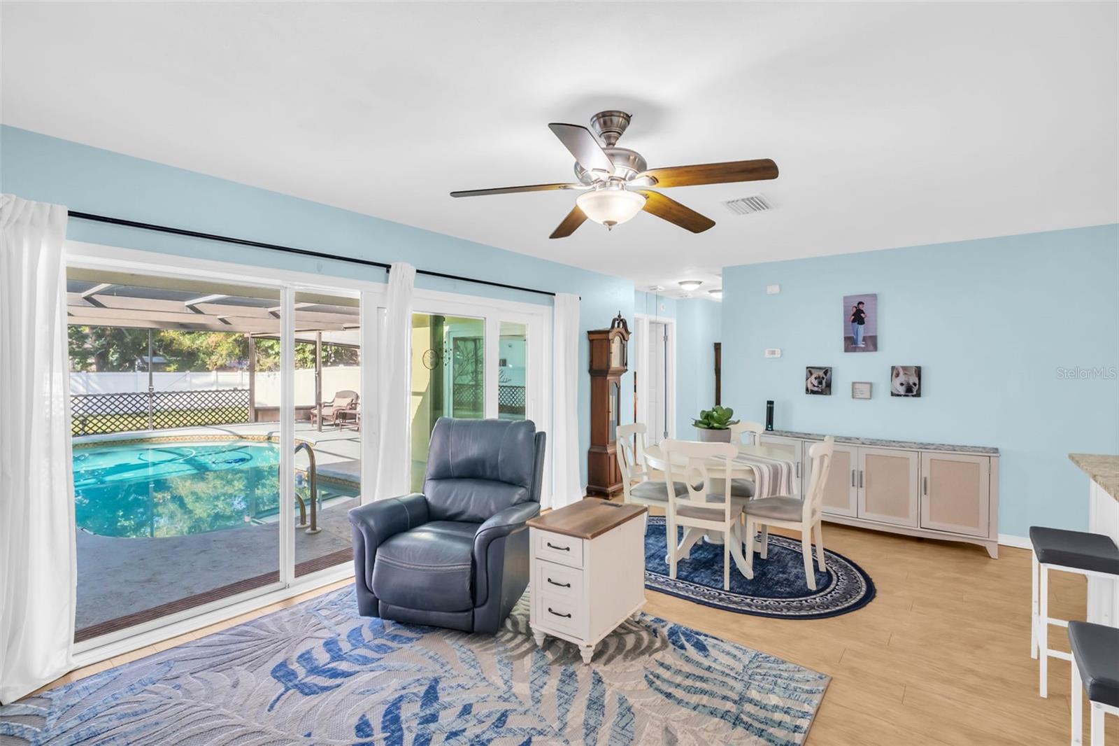 DAWNEE BROOK - Residential