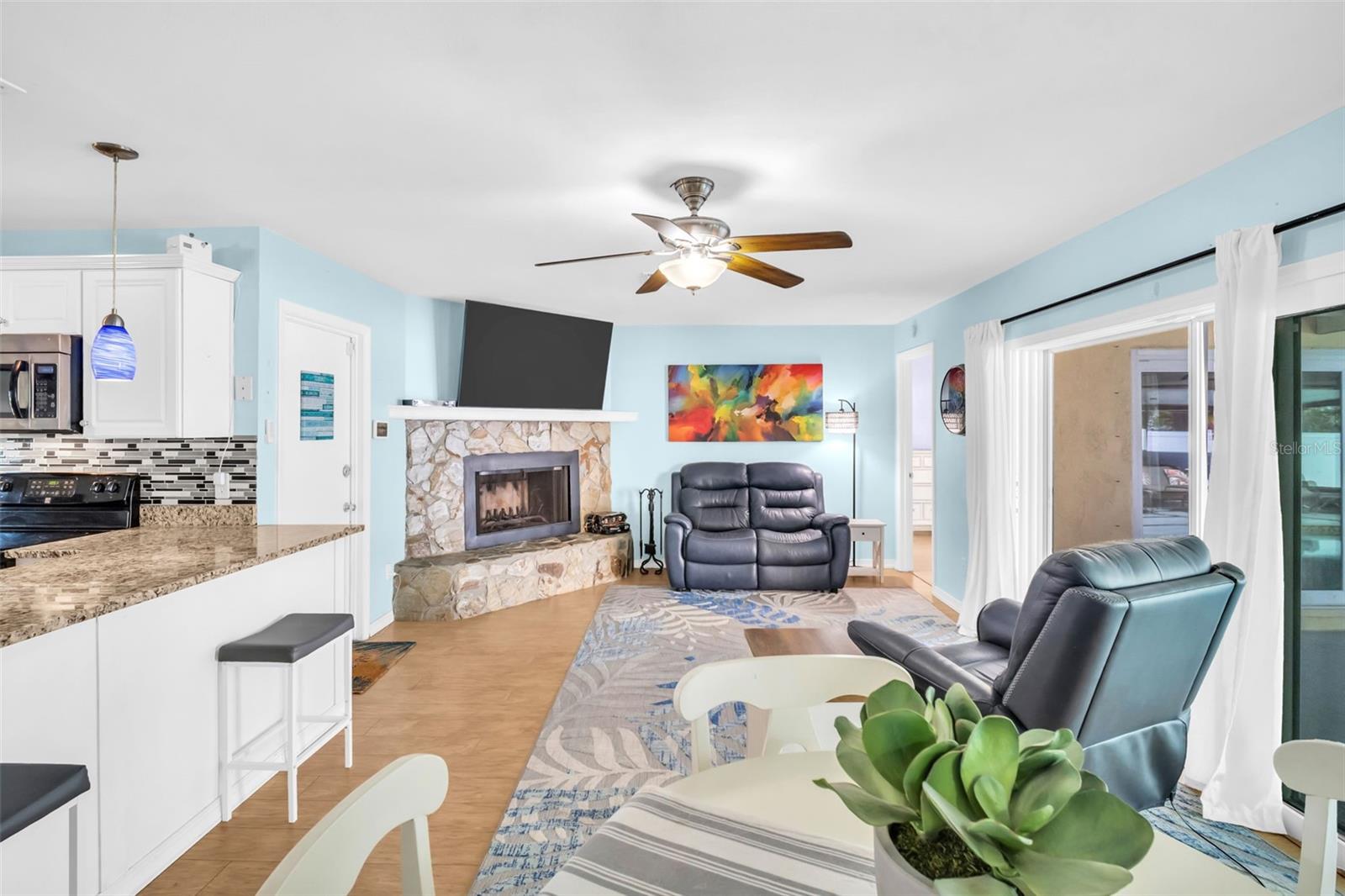 DAWNEE BROOK - Residential