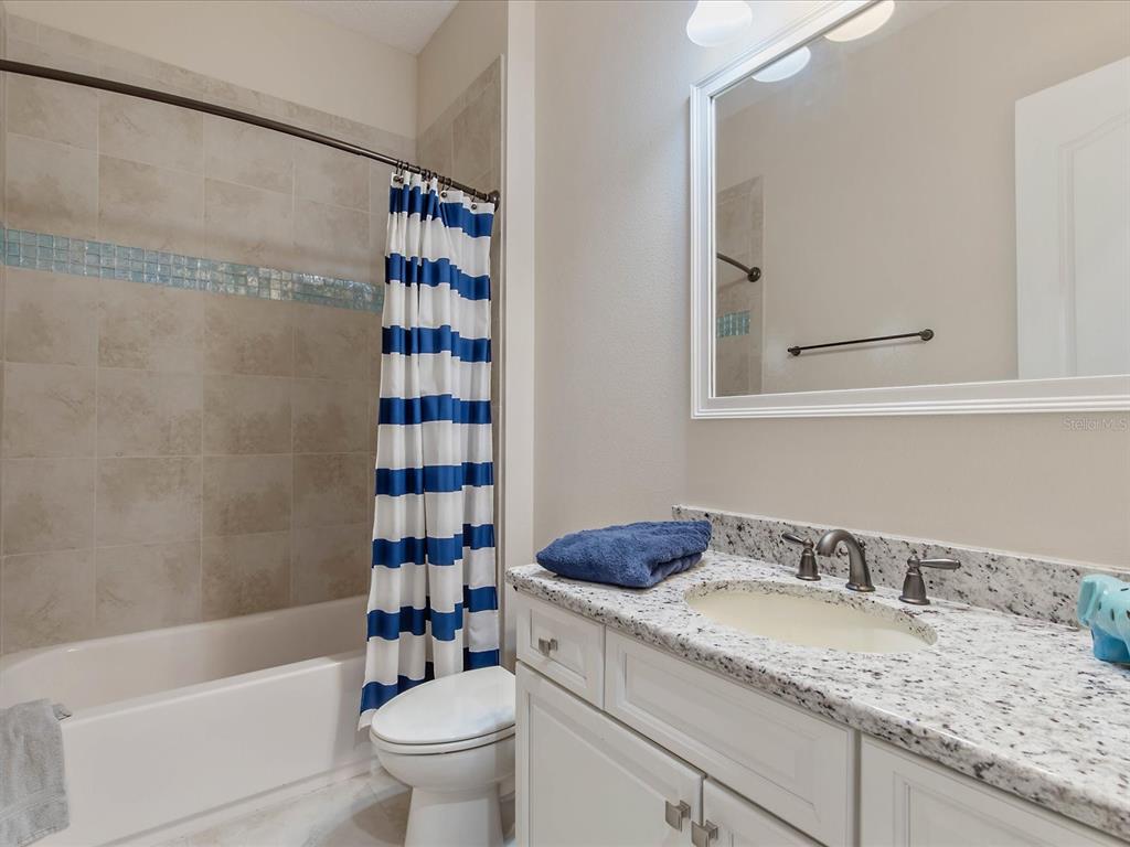 ISLES LAKE HANCOCK PH 02 48 06 - Residential