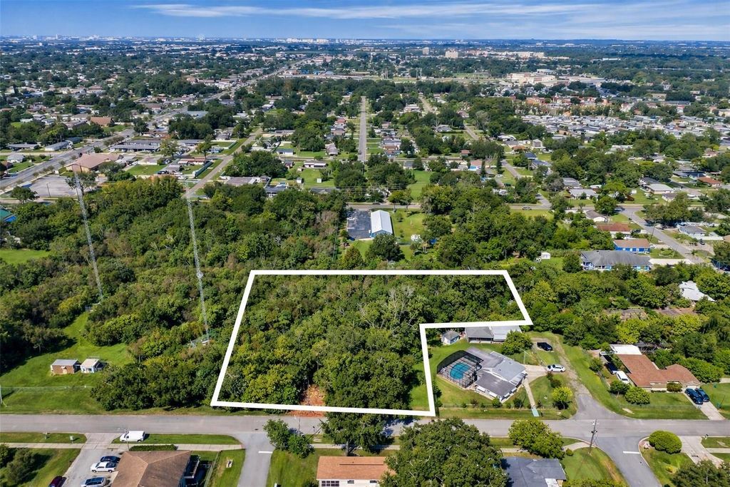 Photo of 110 Prince Street, Orlando, FL 32809 (MLS # S5153715)
