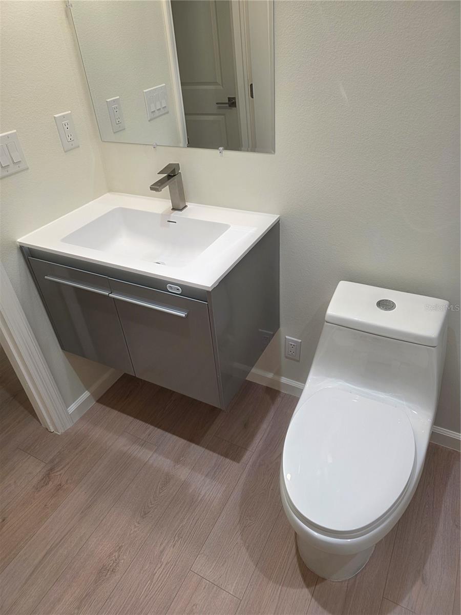 WARM MINERAL SPGS - Residential