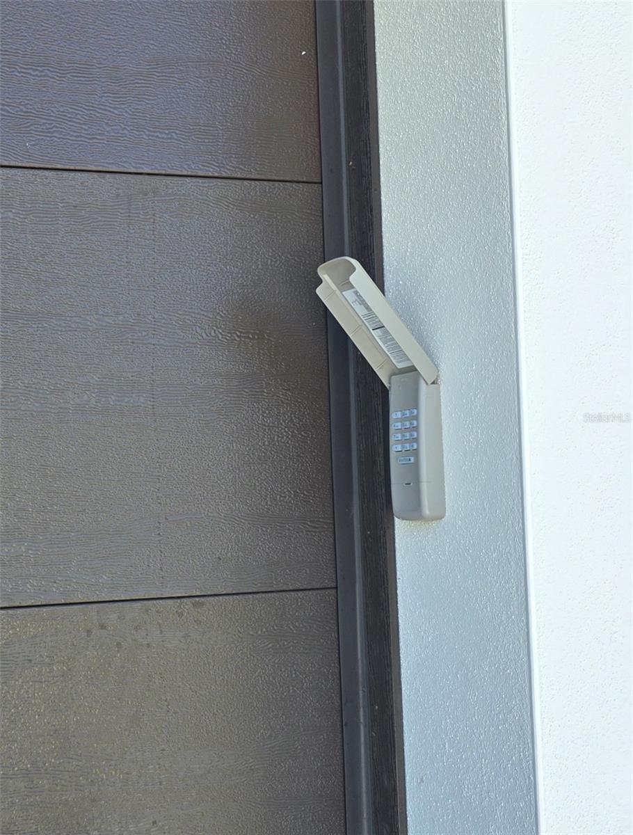 WARM MINERAL SPGS - Residential