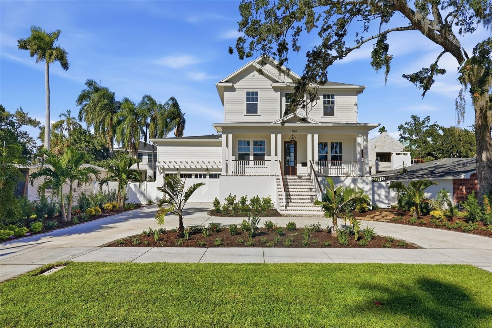 822 SNELL ISLE BOULEVARD NE