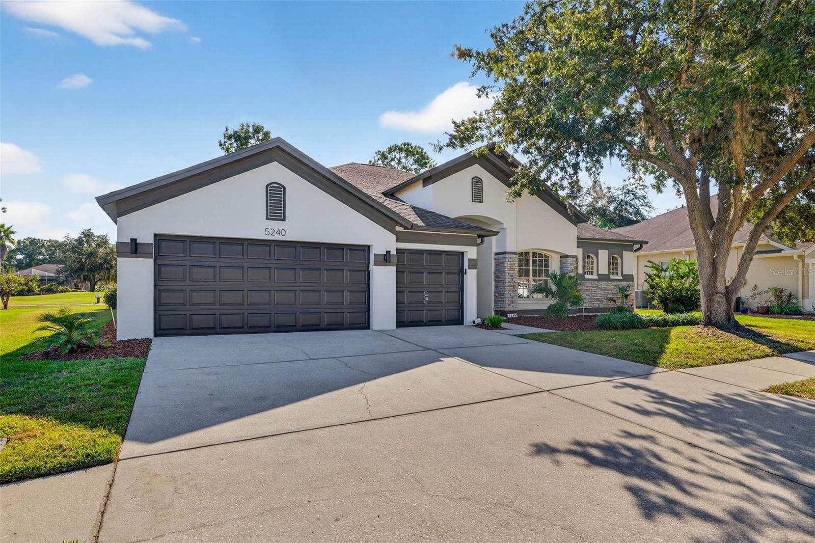 LEXINGTON OAKS PH 01 - Residential