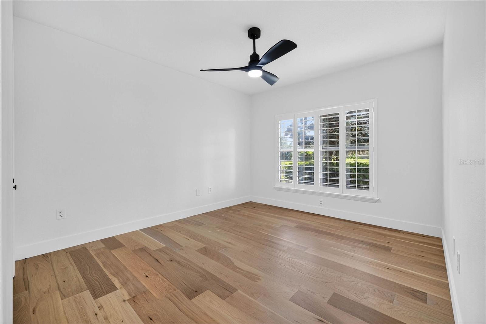 LEXINGTON OAKS PH 01 - Residential