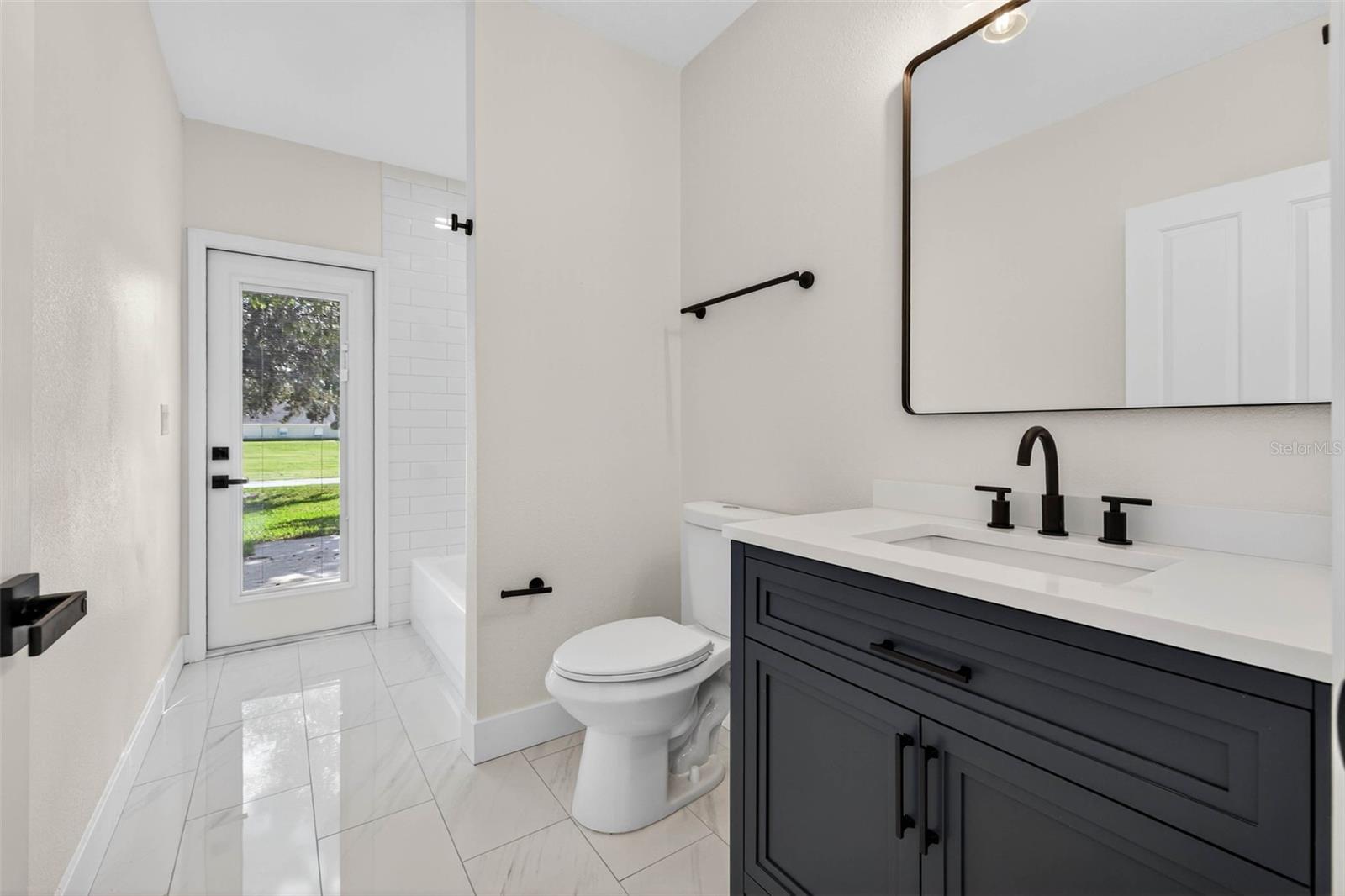 LEXINGTON OAKS PH 01 - Residential