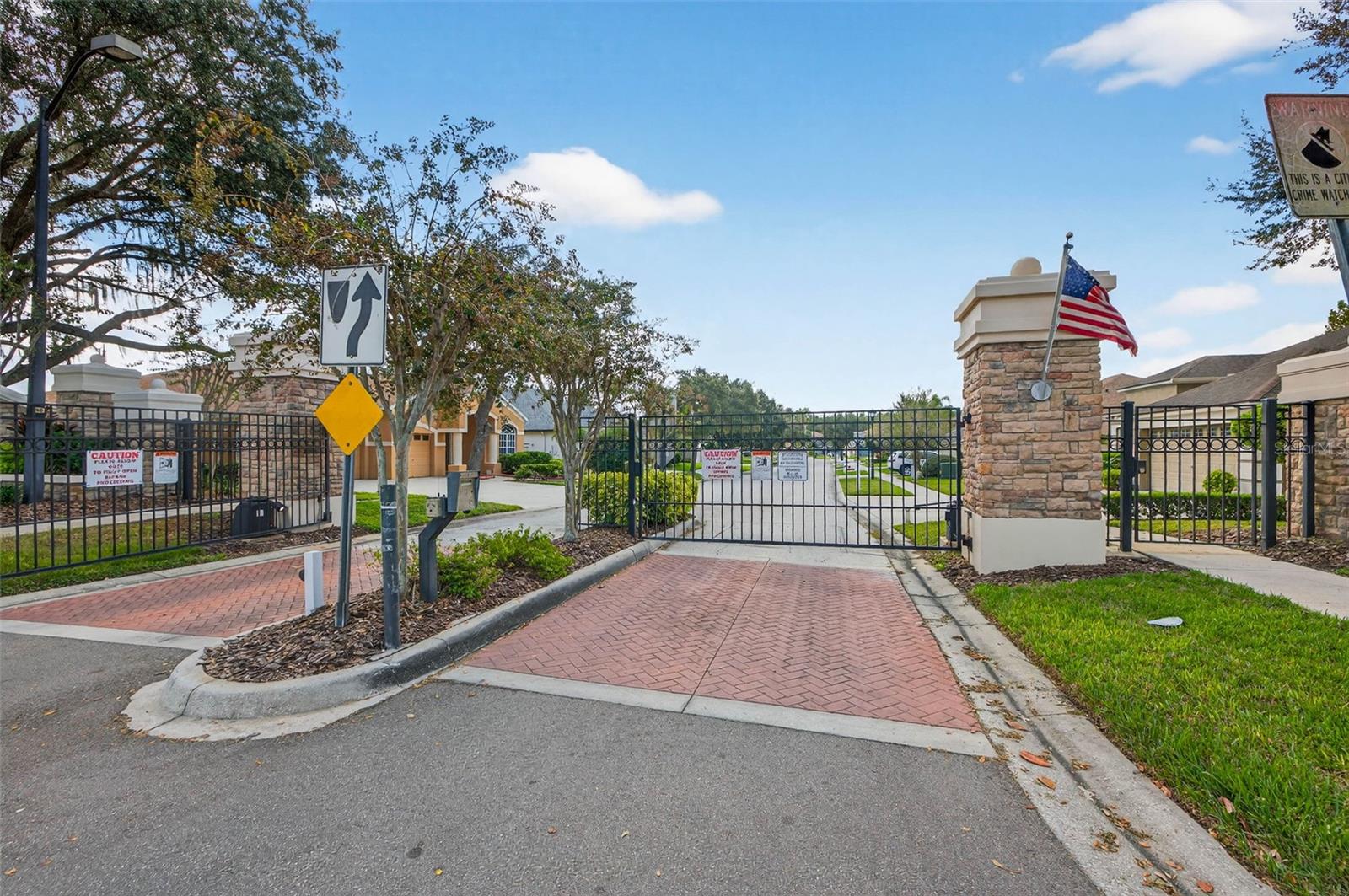 LEXINGTON OAKS PH 01 - Residential