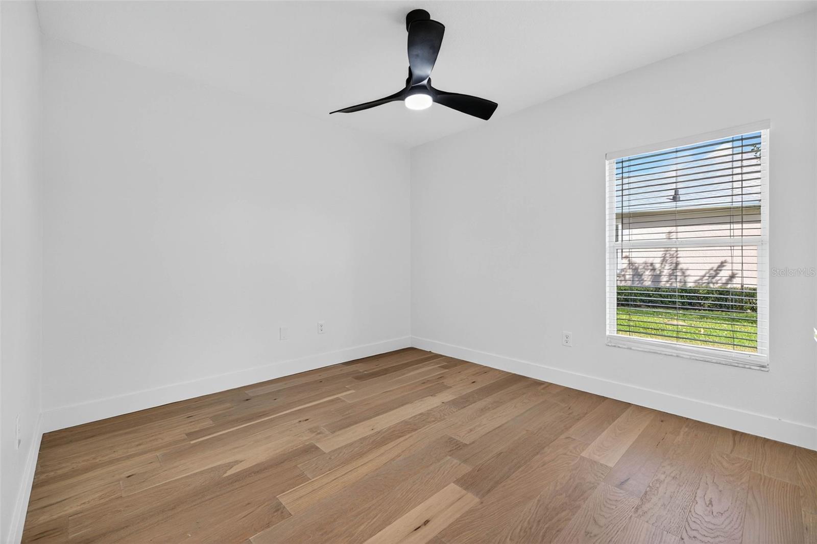 LEXINGTON OAKS PH 01 - Residential
