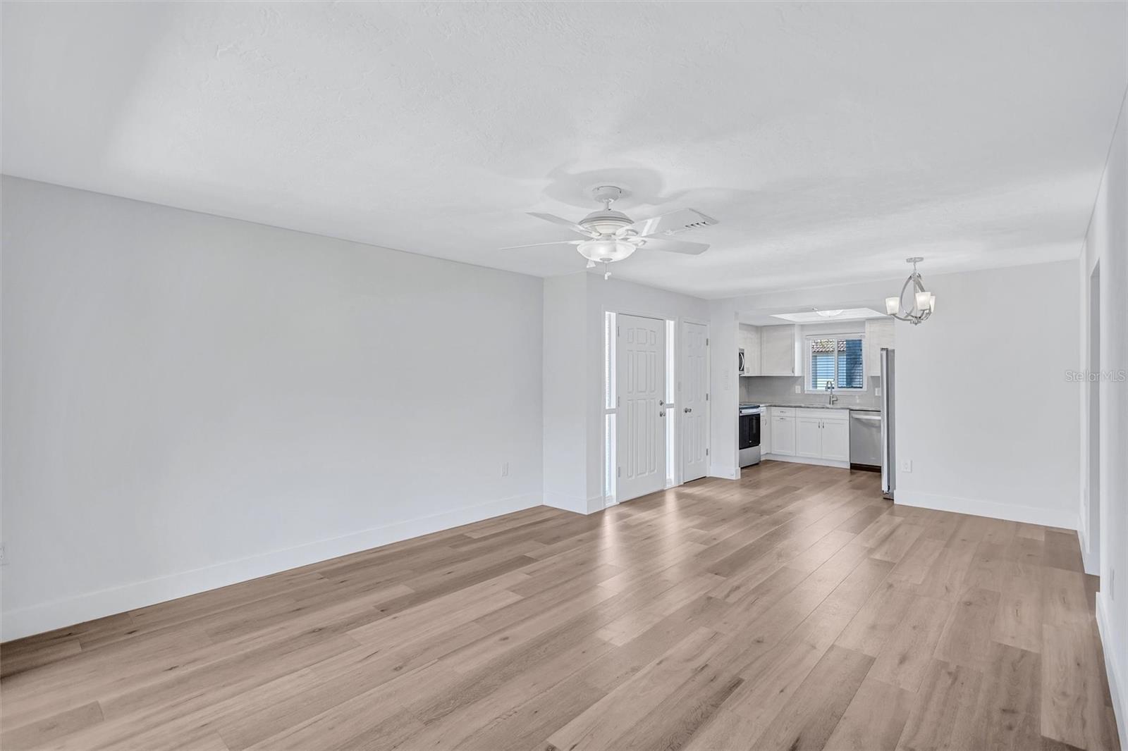 VISTA HERMOSA - Residential