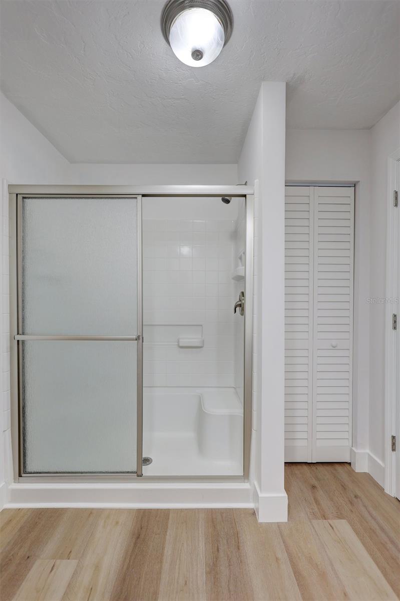 VISTA HERMOSA - Residential