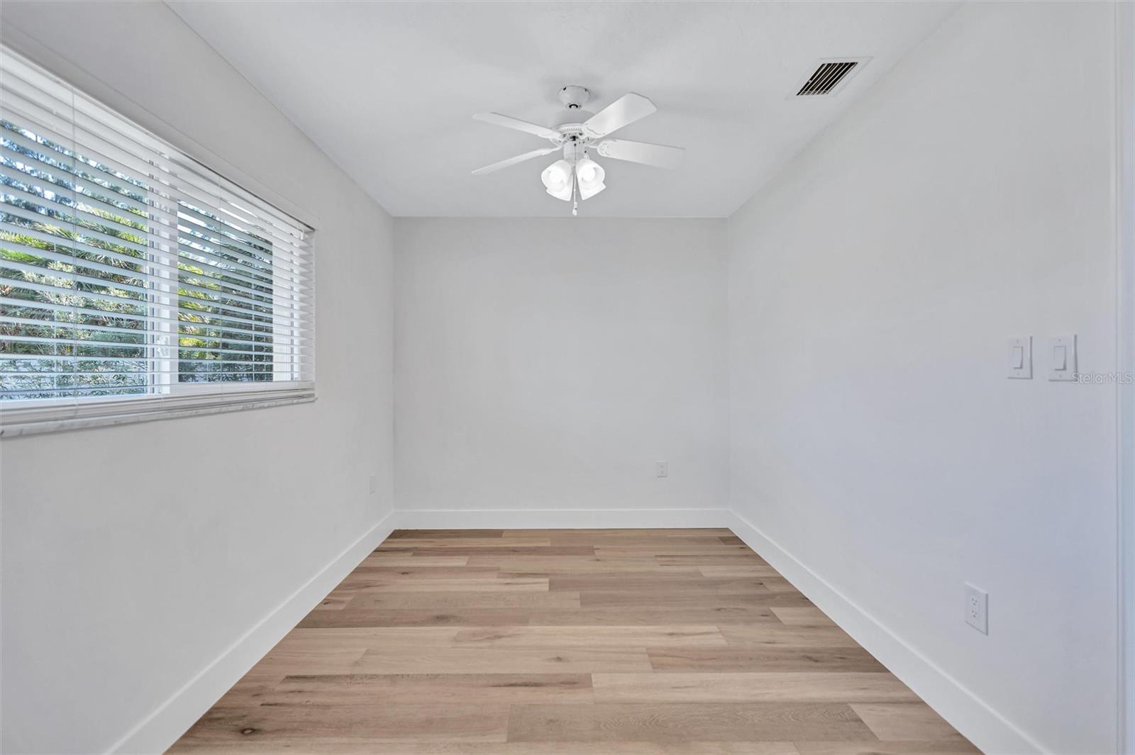 VISTA HERMOSA - Residential