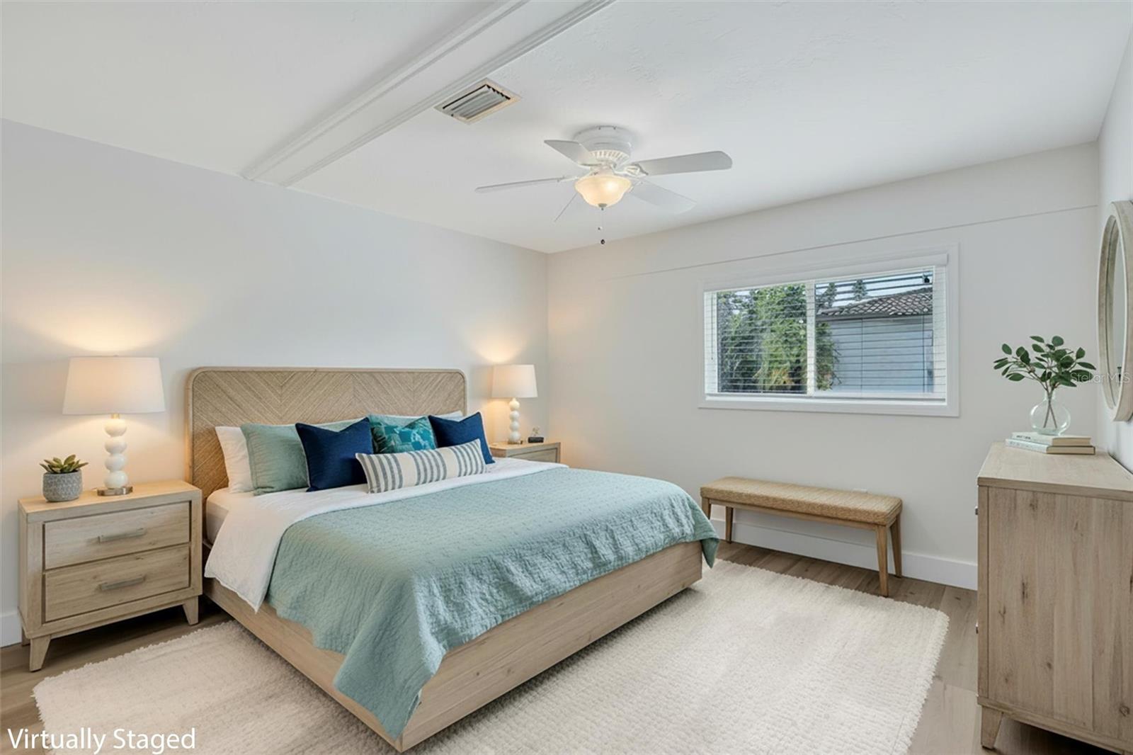 VISTA HERMOSA - Residential