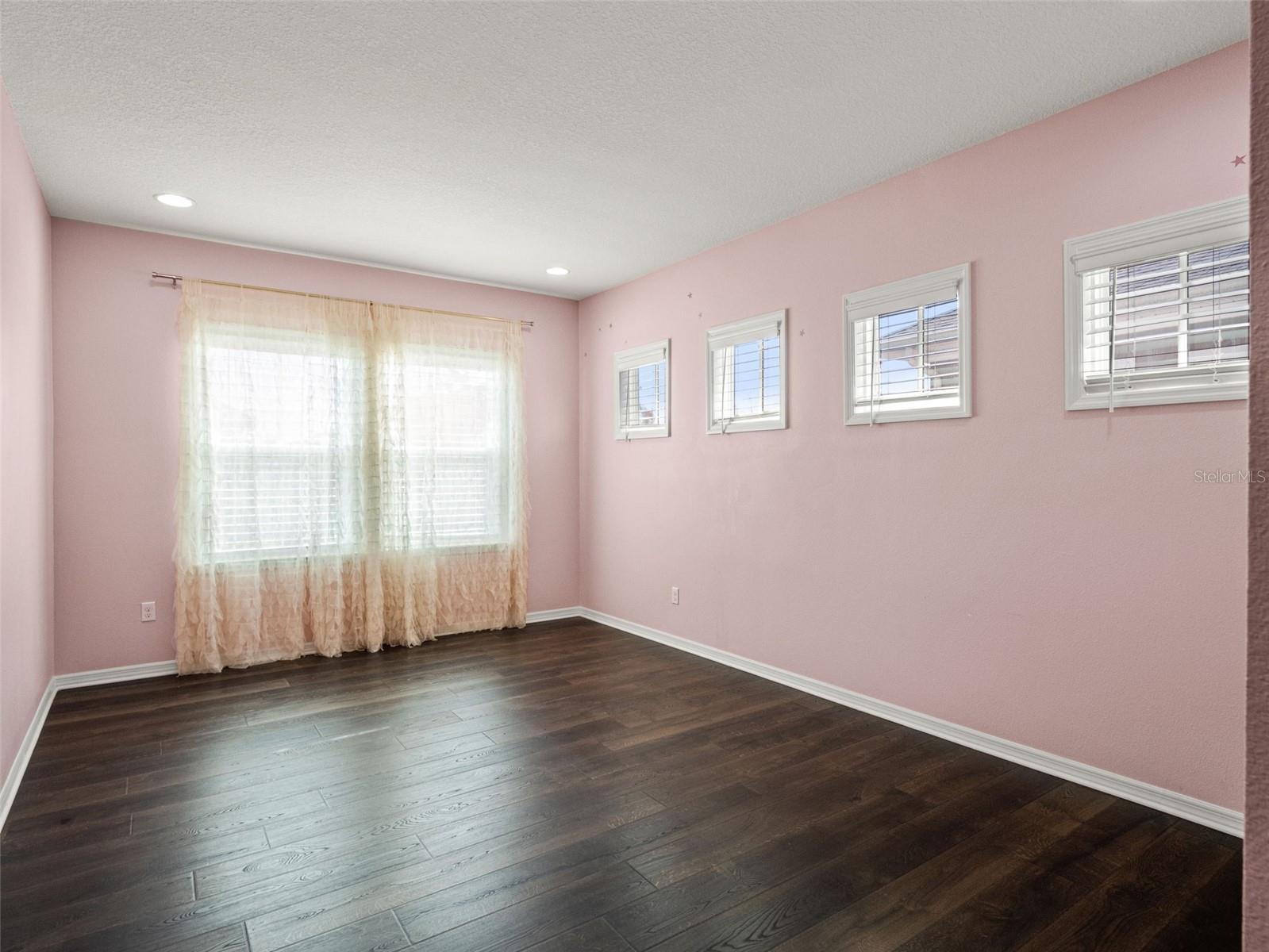 PRESERVE/LAUREATE PARK PH 3 - Residential