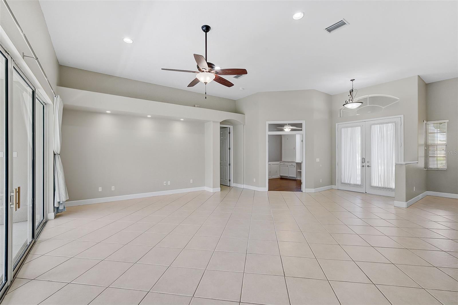 COUNTRY MEADOWS PH I - Residential