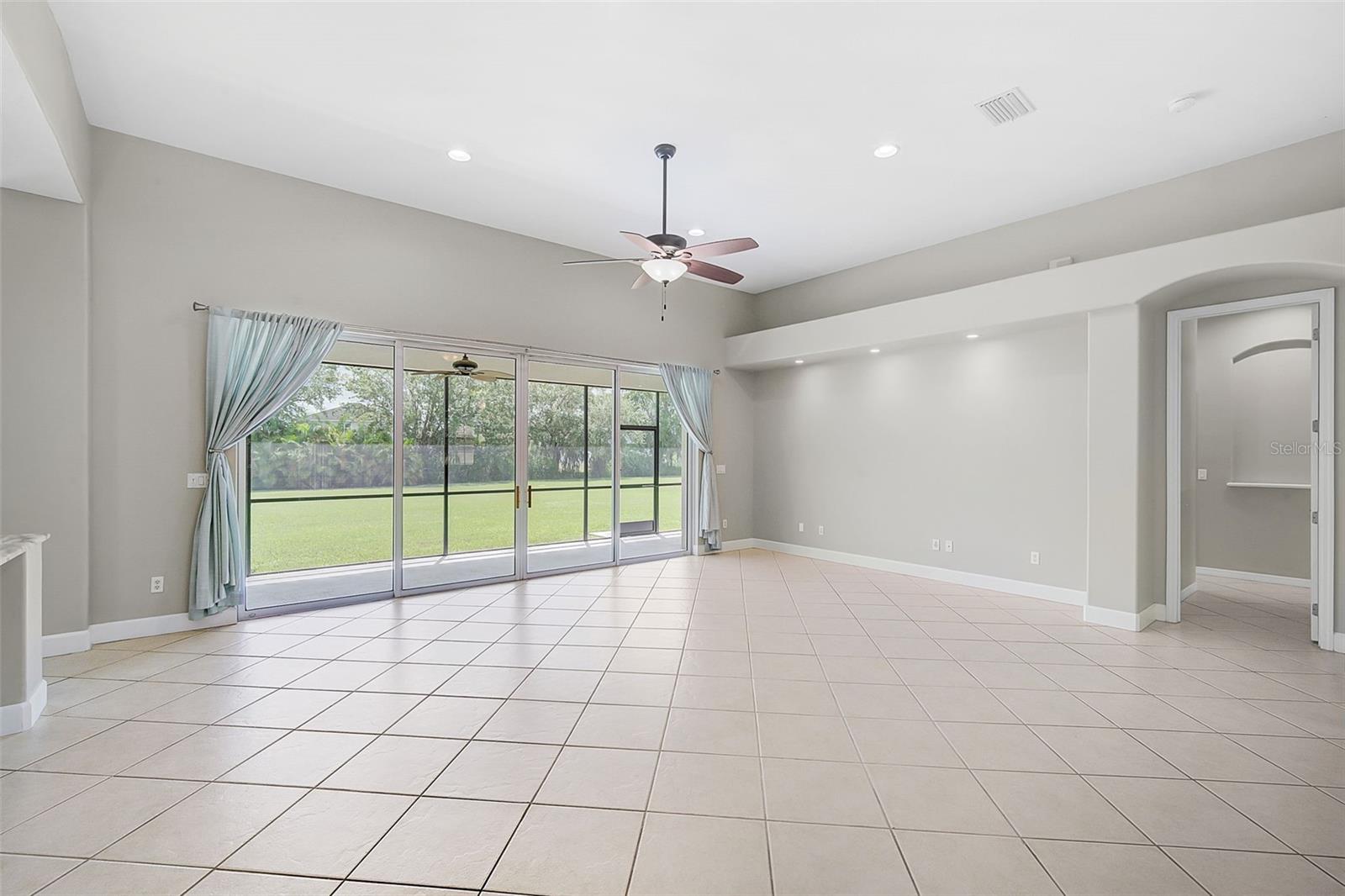 COUNTRY MEADOWS PH I - Residential