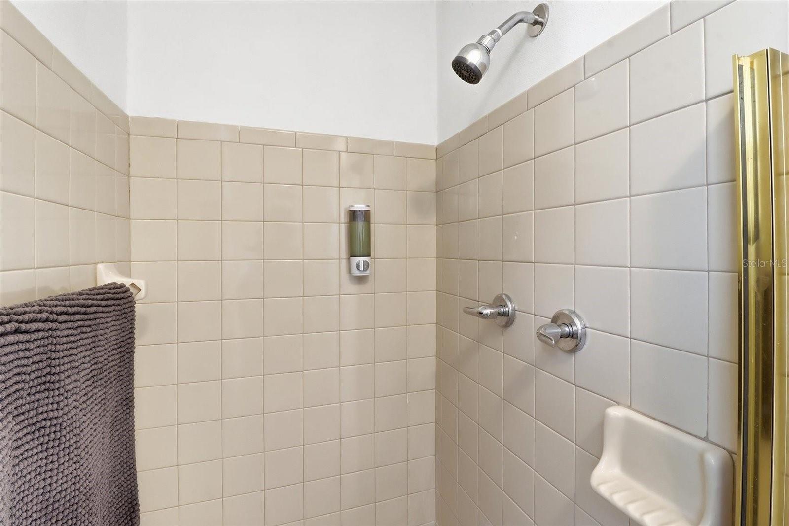 MARQUETTE VILLAGE UNIT 01 - Residential