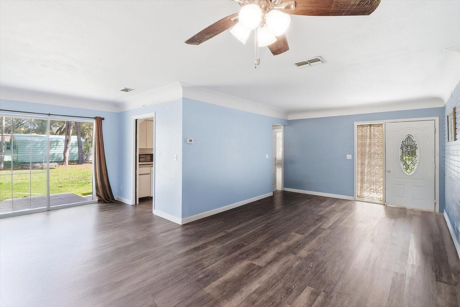 MARQUETTE VILLAGE UNIT 01 - Residential