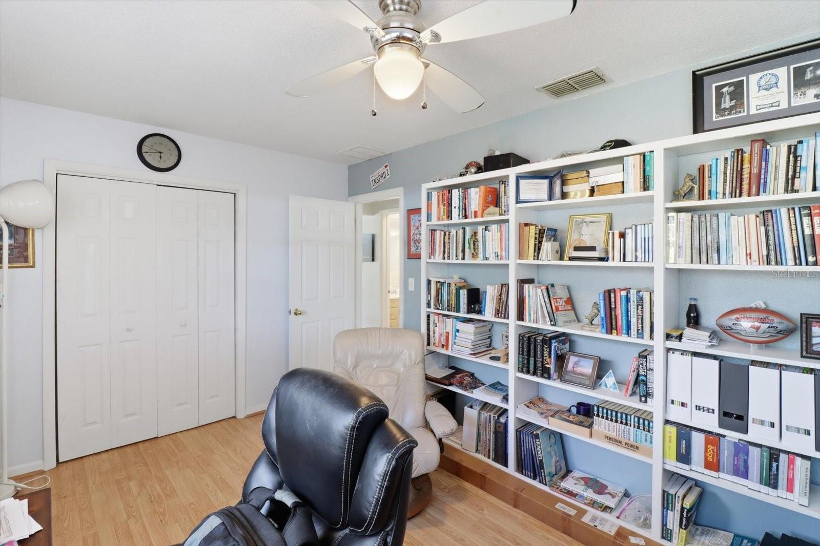 MARQUETTE VILLAGE UNIT 01 - Residential