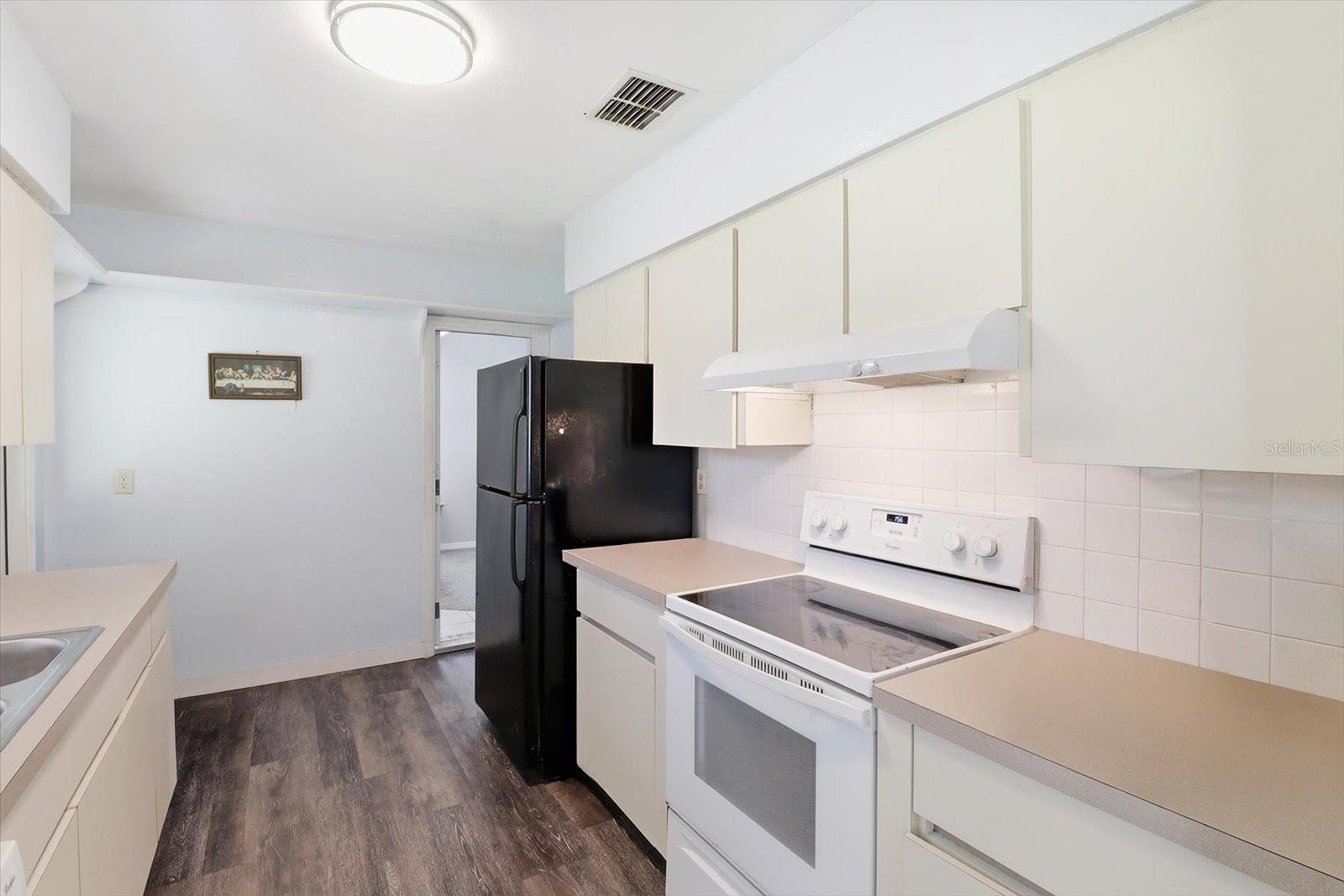 MARQUETTE VILLAGE UNIT 01 - Residential