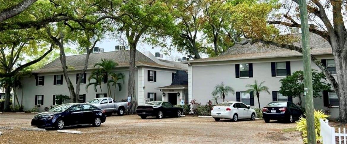 BAYSHORE LANDINGS A CONDOMINIU - Residential