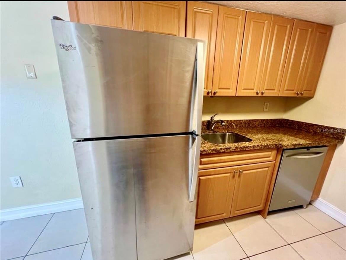 BAYSHORE LANDINGS A CONDOMINIU - Residential