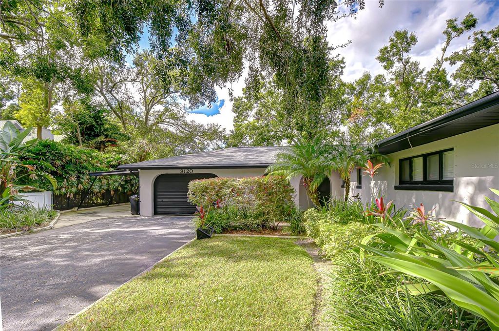 Photo of 8120 N Albany Avenue, Tampa, FL 33604 (MLS # TB8447320)