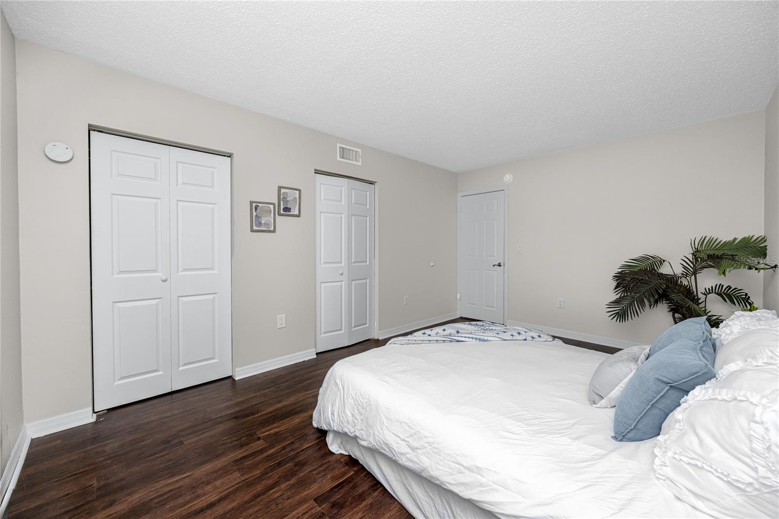 SUNSET GROVE CONDO - Residential