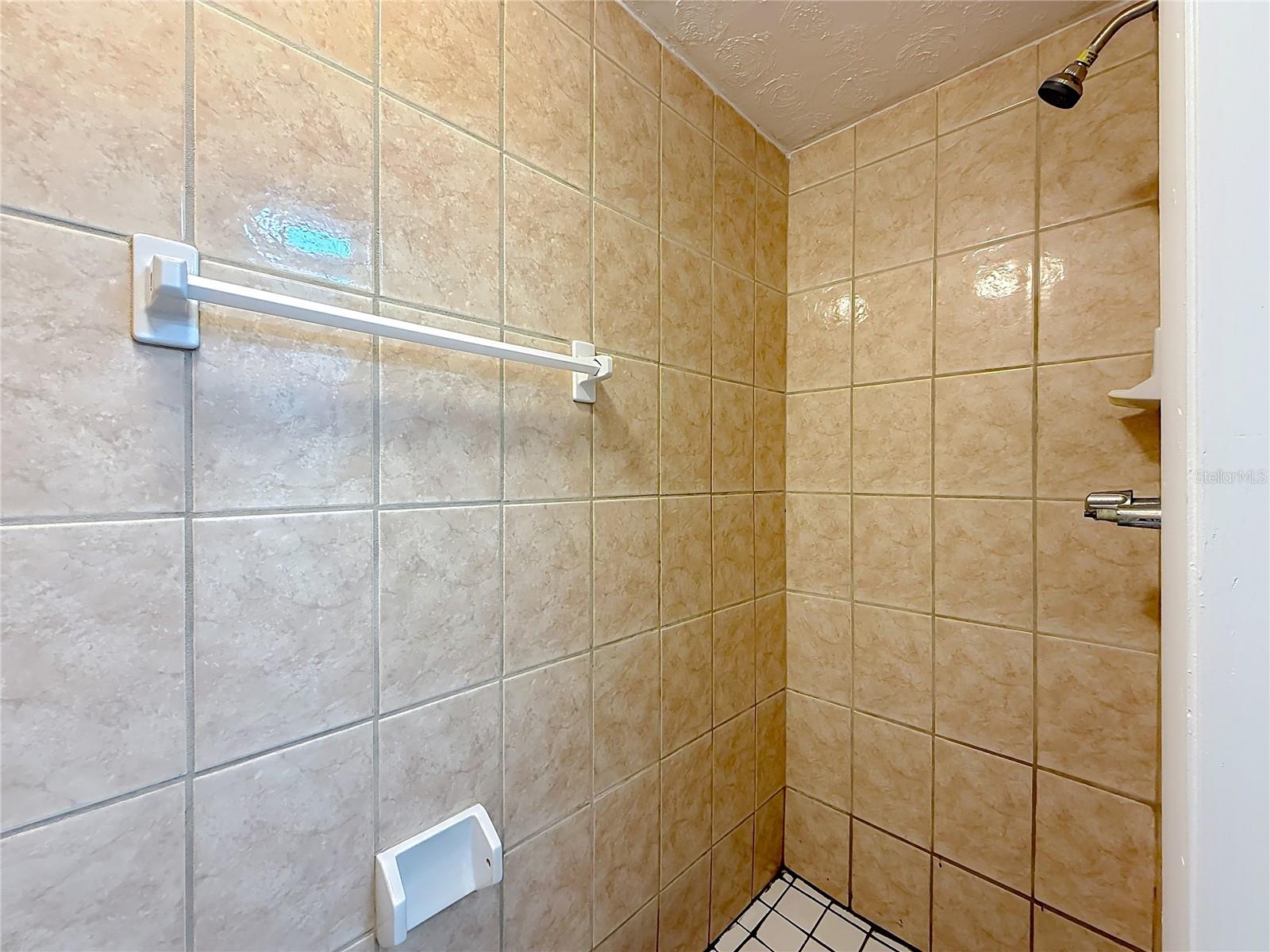 GULF HIGHLANDS - Residential