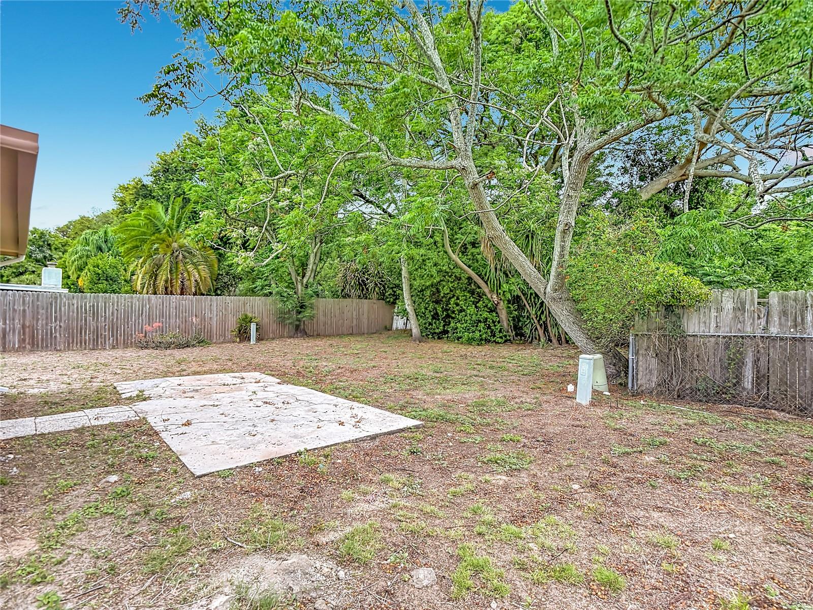 GULF HIGHLANDS - Residential