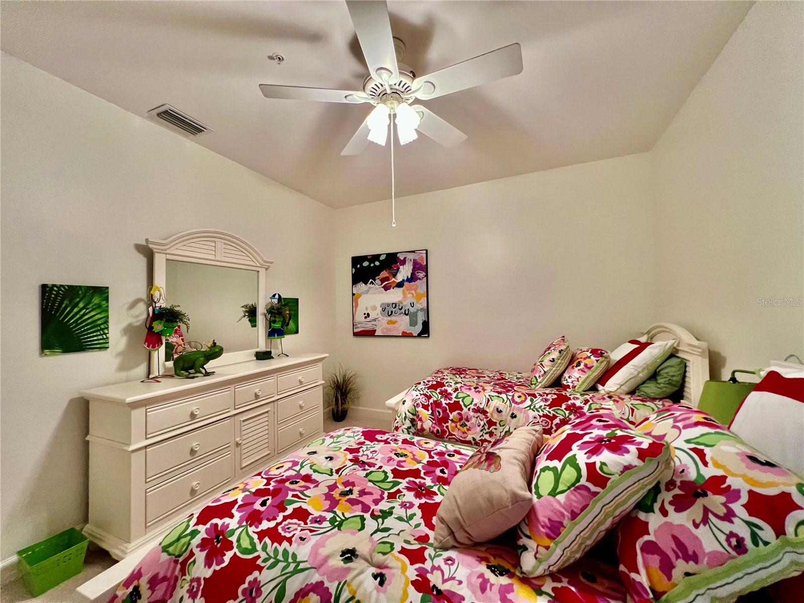 TOPAZ COVE CONDO - Residential Lease