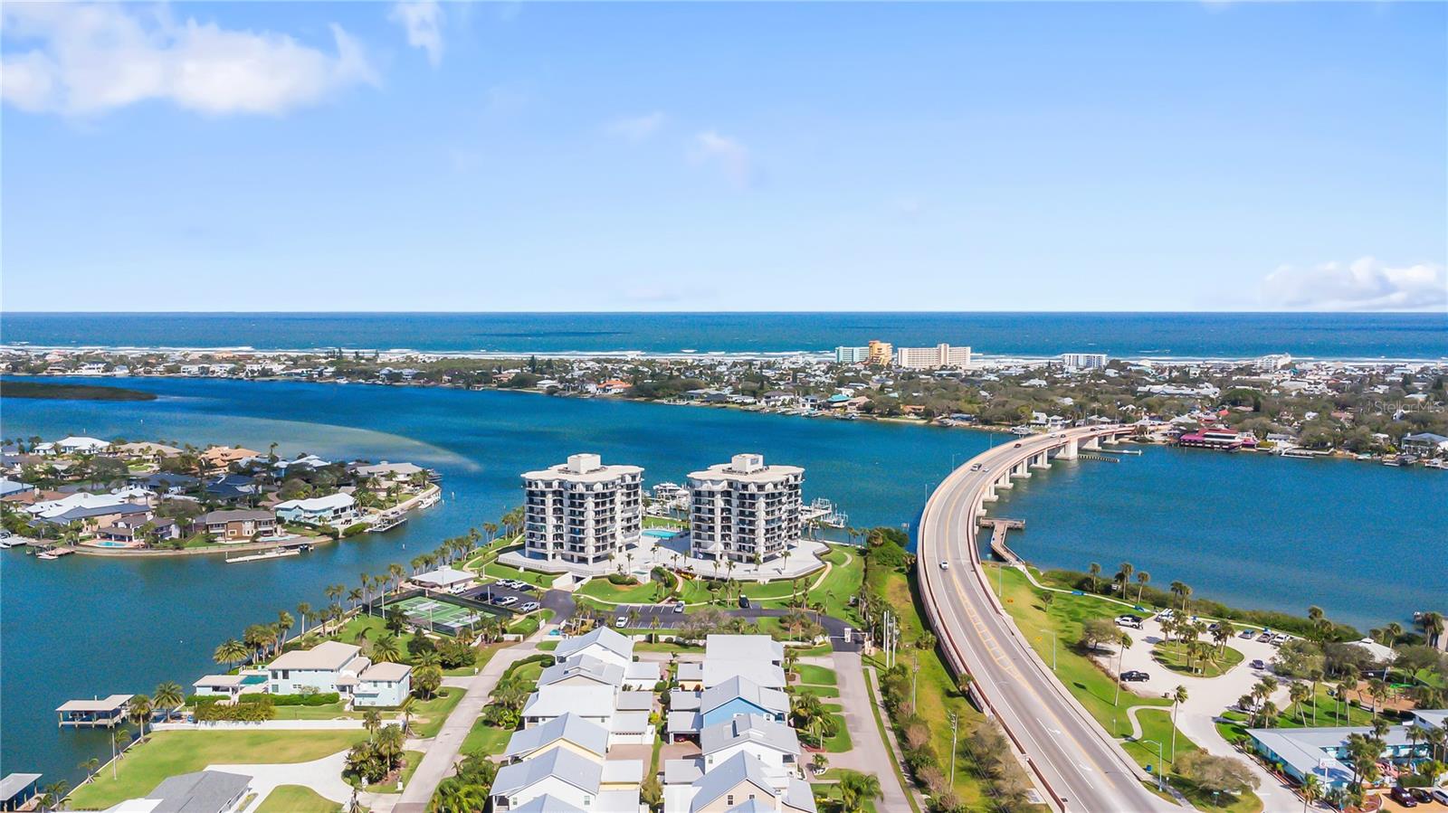 DIAMOND HEAD POINT CONDO - Residential