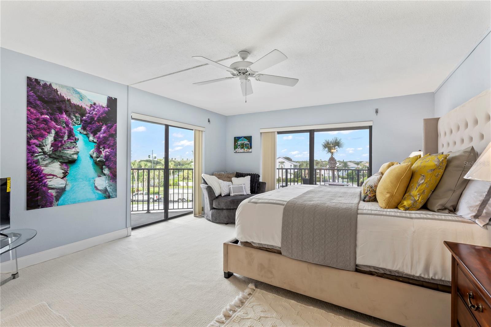 DIAMOND HEAD POINT CONDO - Residential