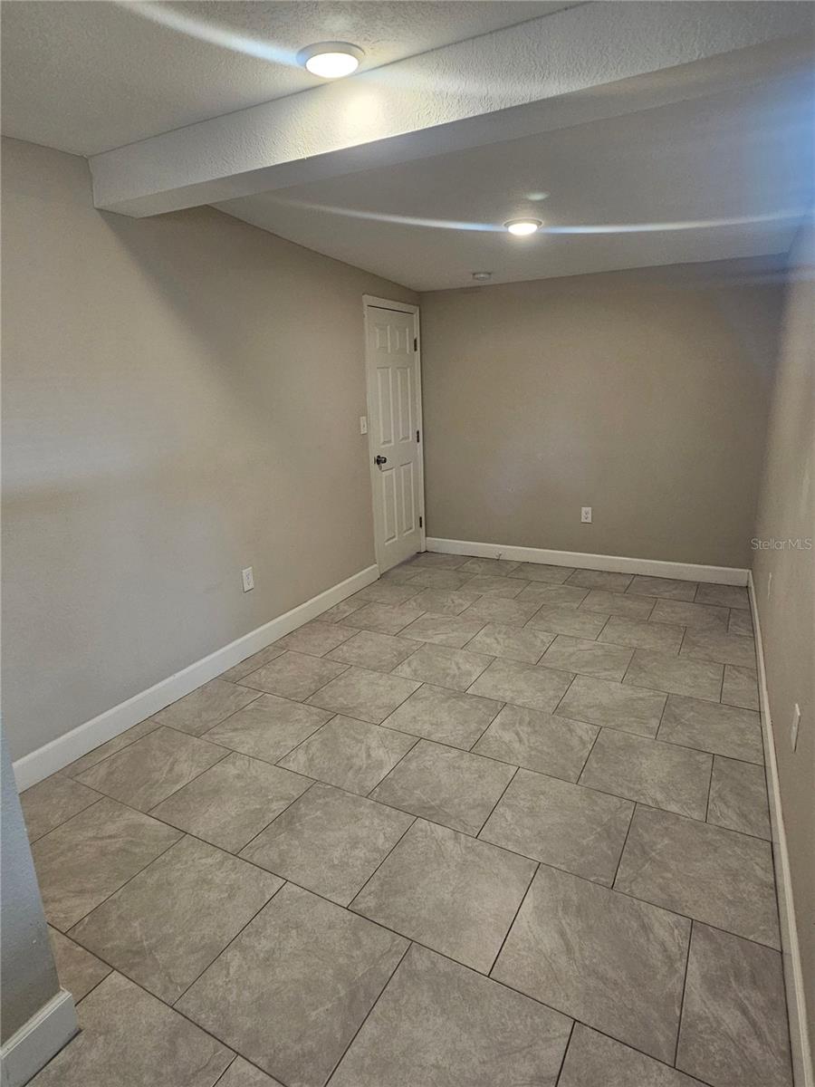 UNPLATTED - Residential Lease